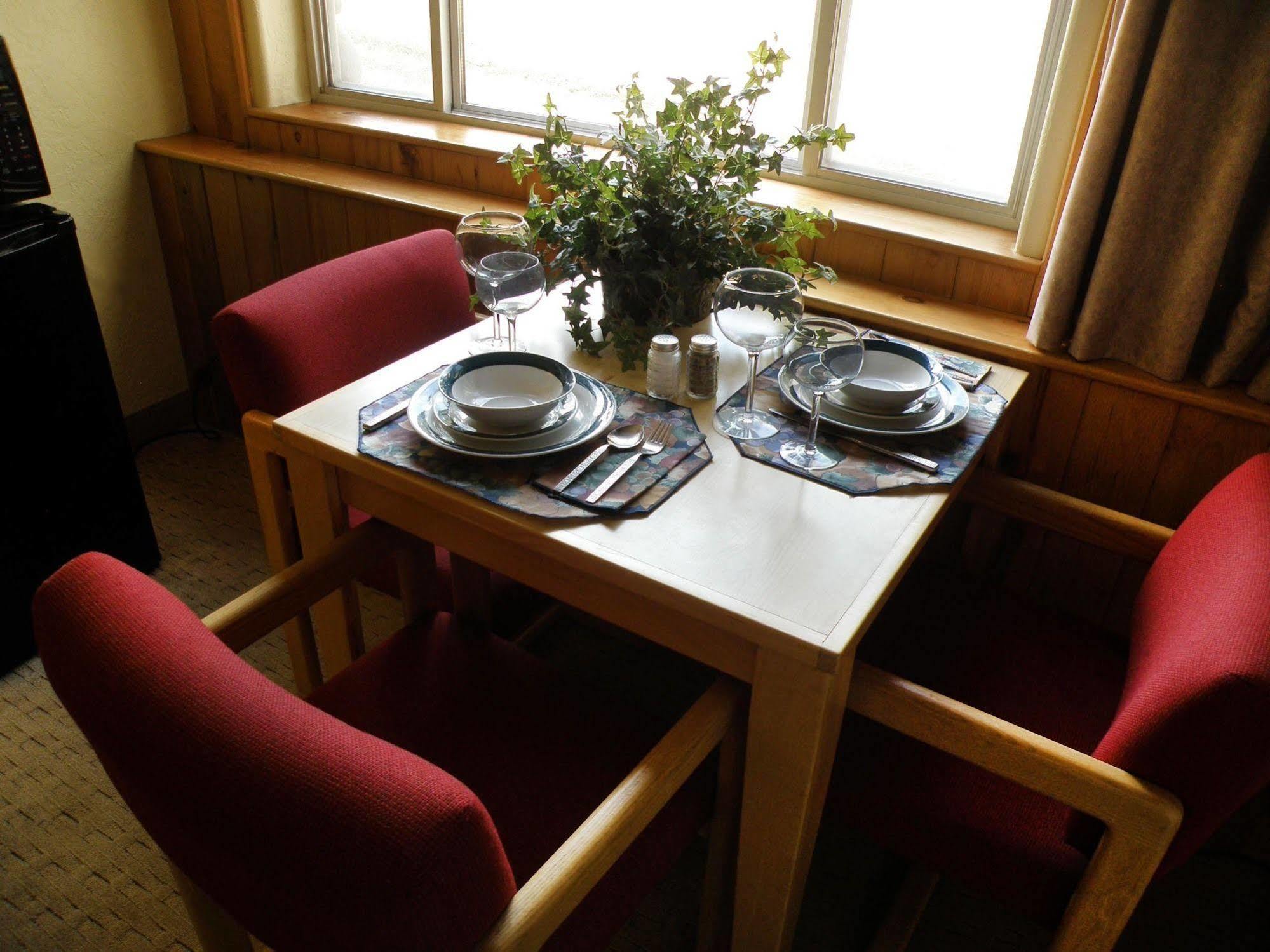 Rivers Edge Motel Lodge & Resort Ouray Exterior foto